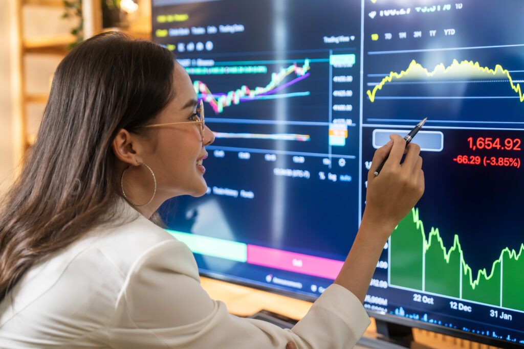 Women and Finance: How Embracing Risk Can Unlock Greater Success